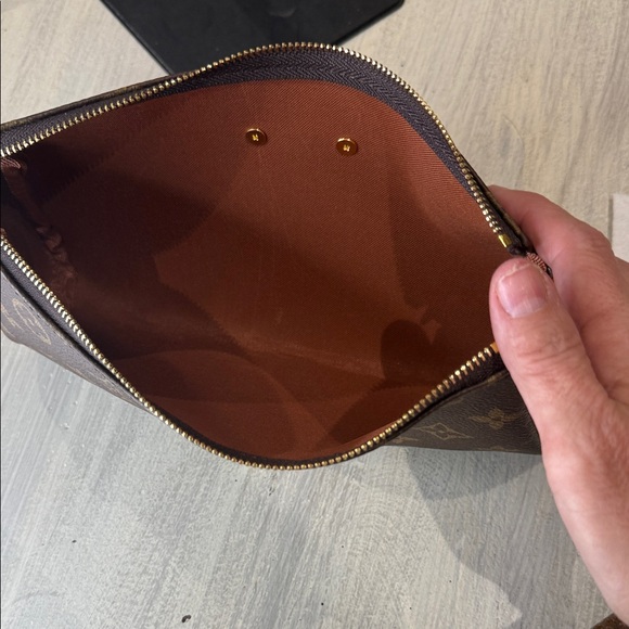Source Unknown Pochette LV Eva Brown Monogram Clutch